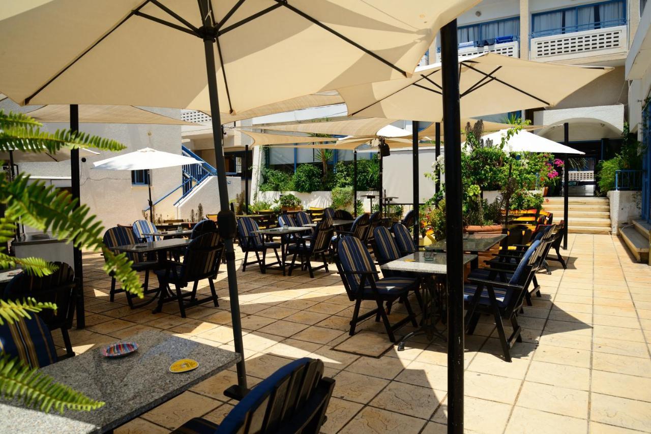Millennium Apartment Paphos Luaran gambar