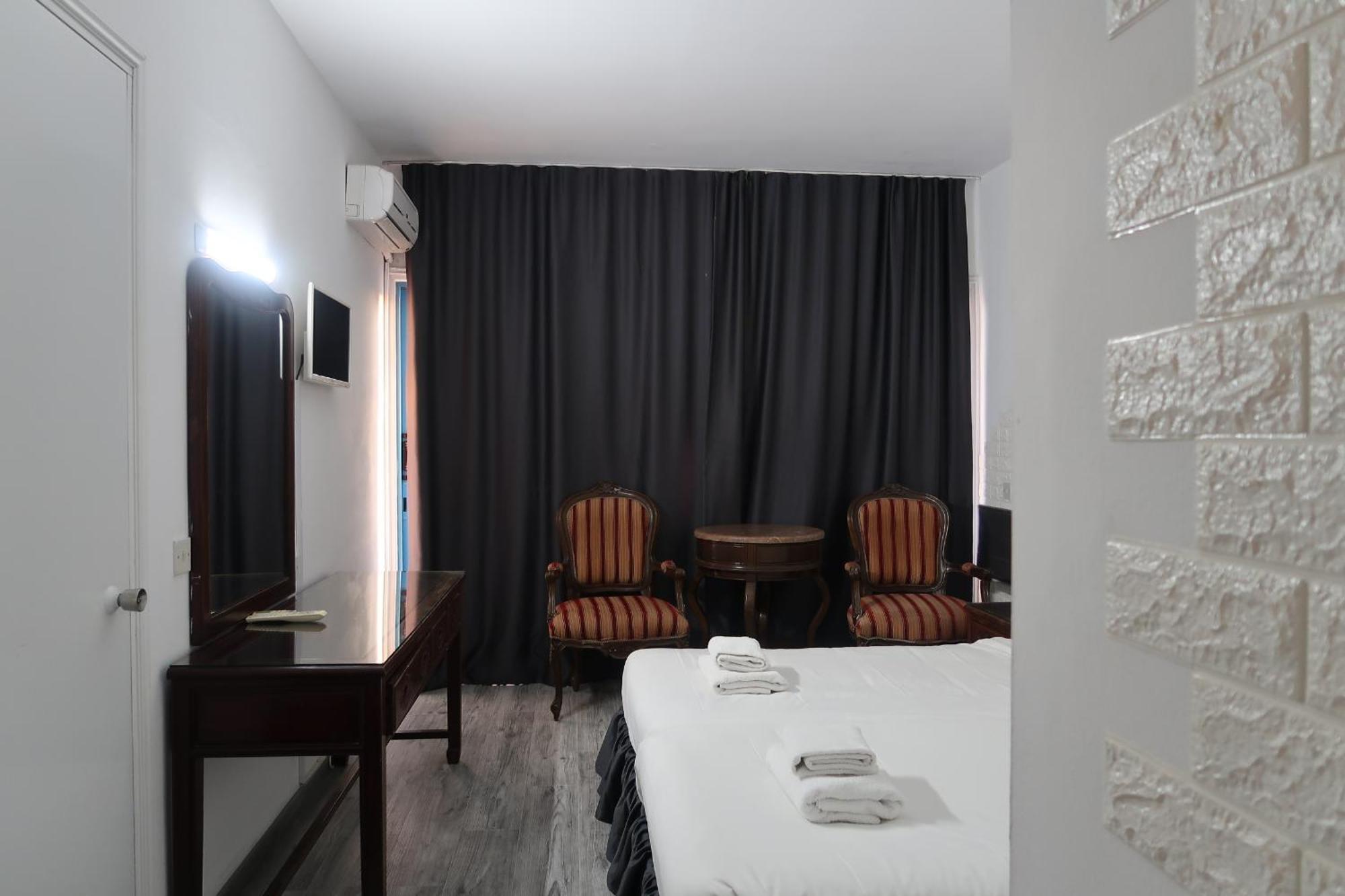 Millennium Apartment Paphos Luaran gambar