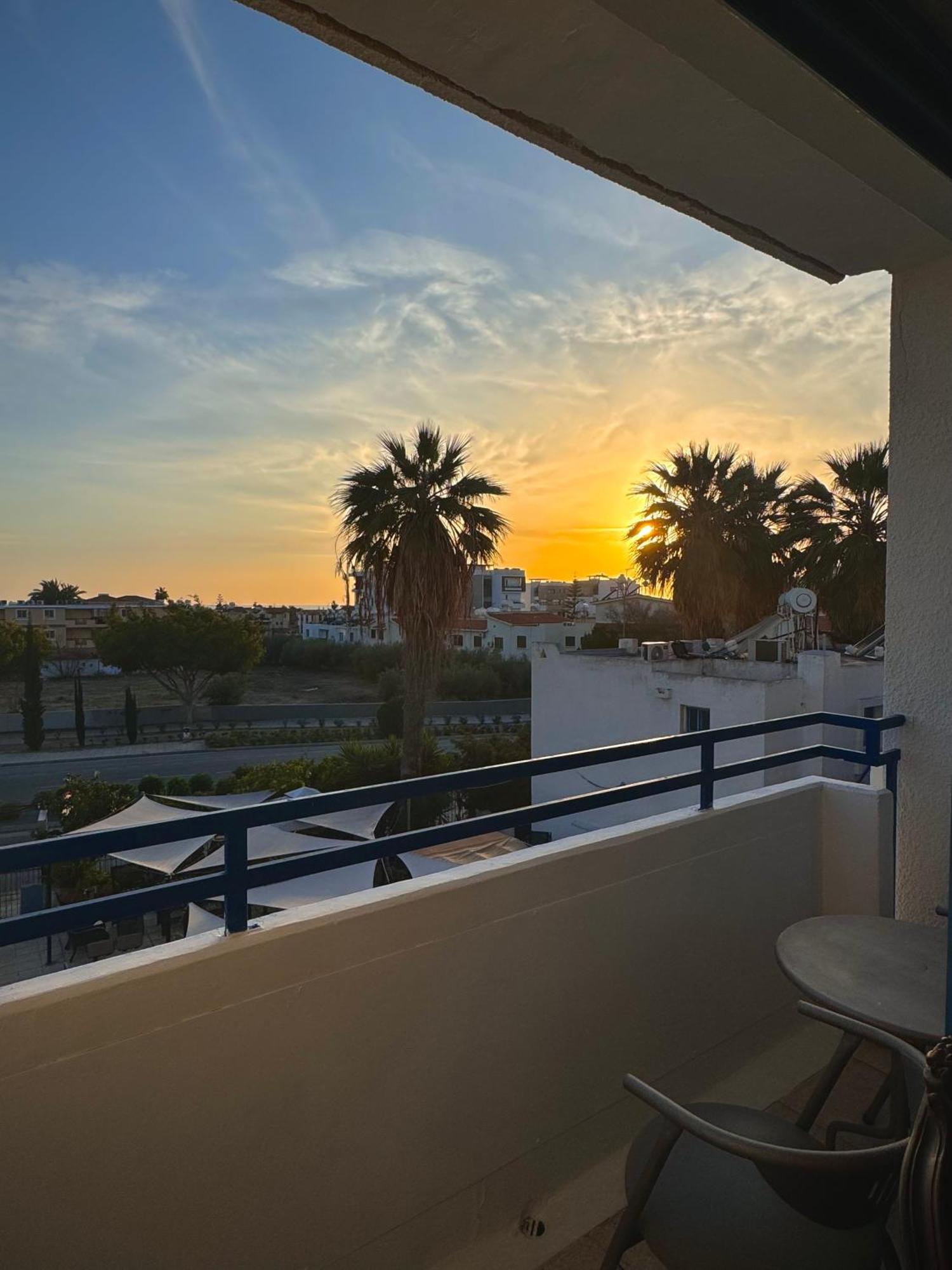 Millennium Apartment Paphos Luaran gambar